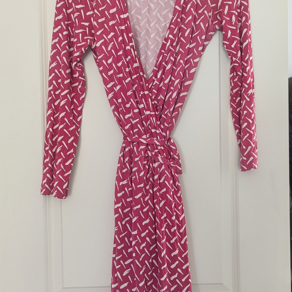Elegant Pink Wrap Dress